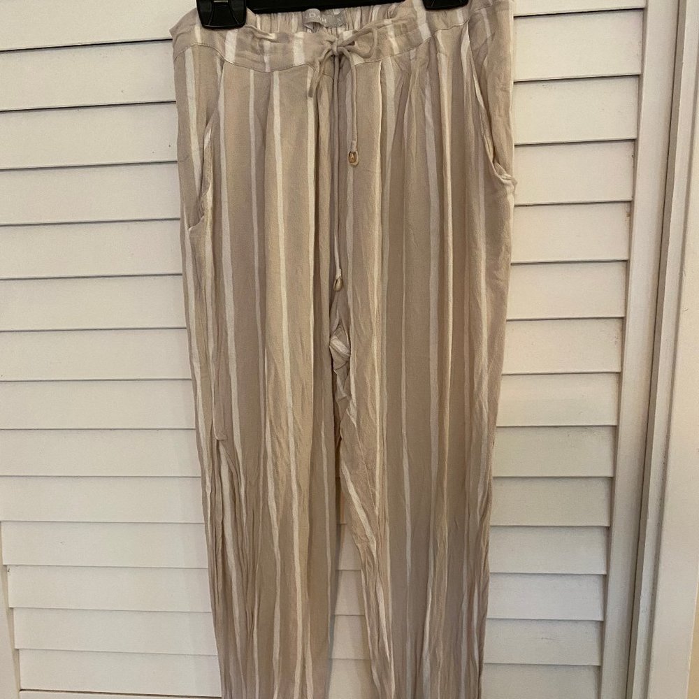 INDAH / White and Tan Stripped / Loose fit comfy pants / Open Slits on the side